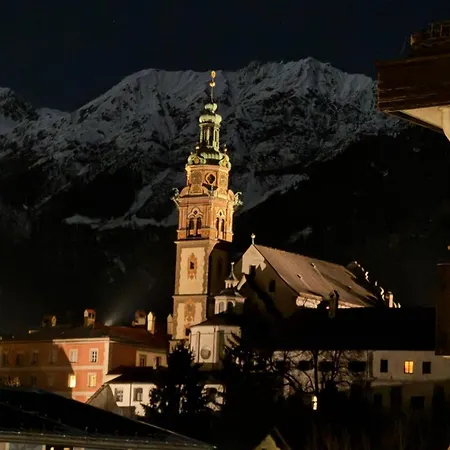 Modern With Mountain View & Cinema Appartement Hall in Tirol